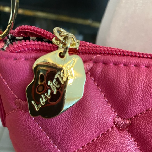 Betsey Johnson, Luv Betsey Quilted Pink Large Tote Bag, Tassel, gold hardware - Picture 8 of 12